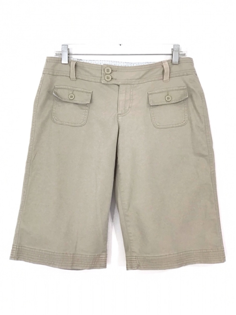 Arizona Jean Company Bermuda Shorts Size 9 Juniors Button Flap Pockets Khaki